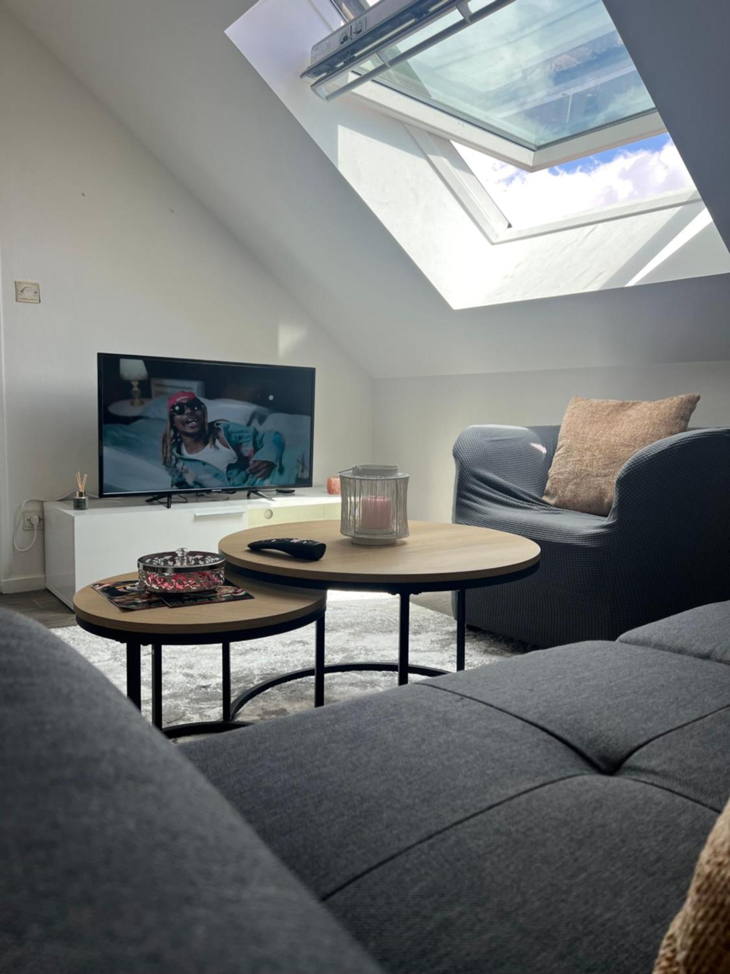 ריימס Superbe Appartement Tres Calme Et Confortable מראה חיצוני תמונה